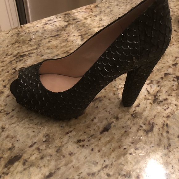 House of Harlow 1960 open toe pump - Picture 2 of 7